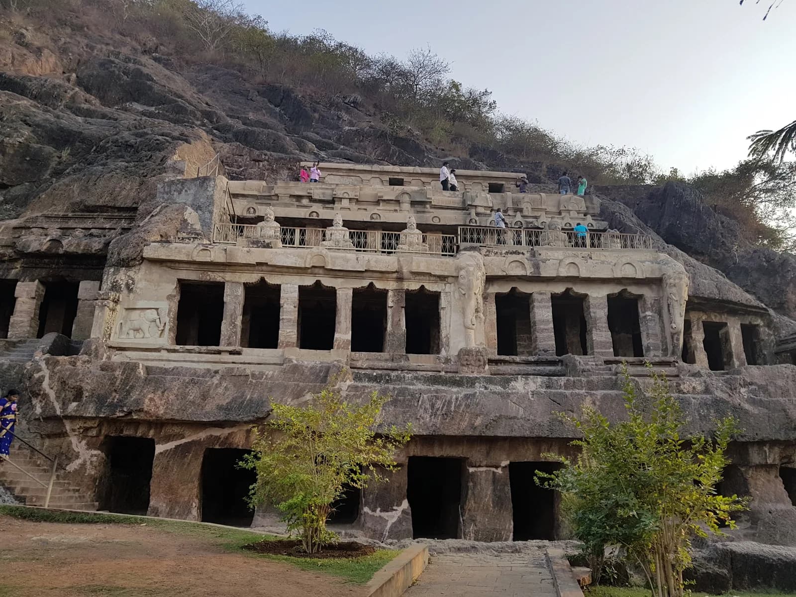 Undavalli Caves, Guntur